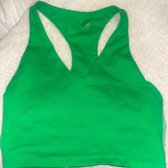 aerie Tops - GREEN aerie by offline athletic crop top with built in bra!!
